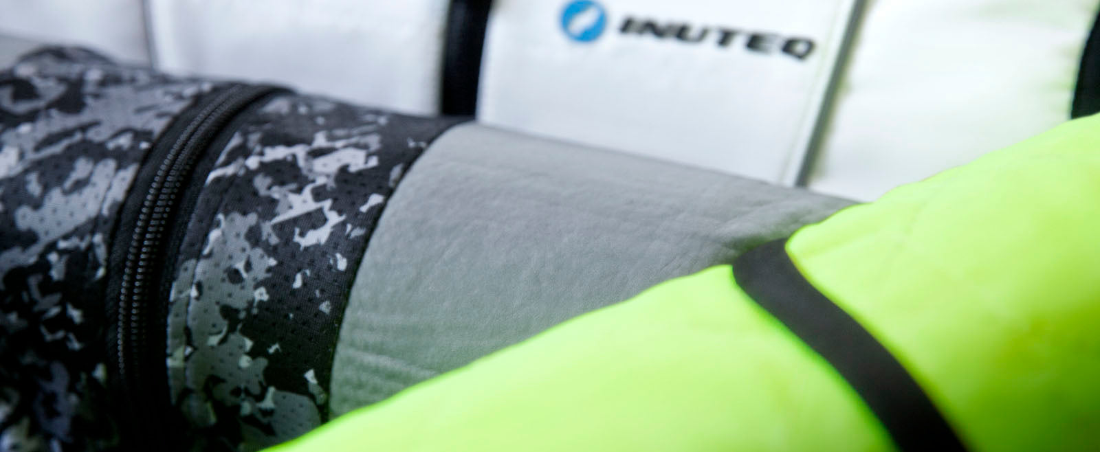 H2O evaporative cooling vests